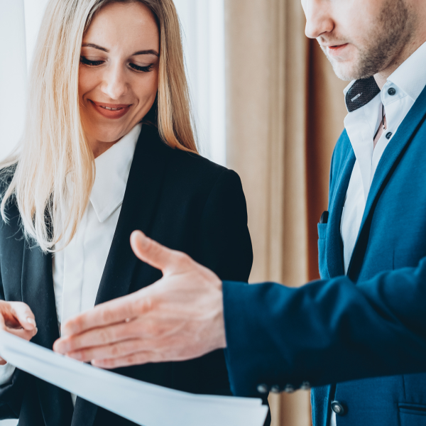 Recognizing Excellence: The Significance of Offering Gifts for Administrative Professionals Week