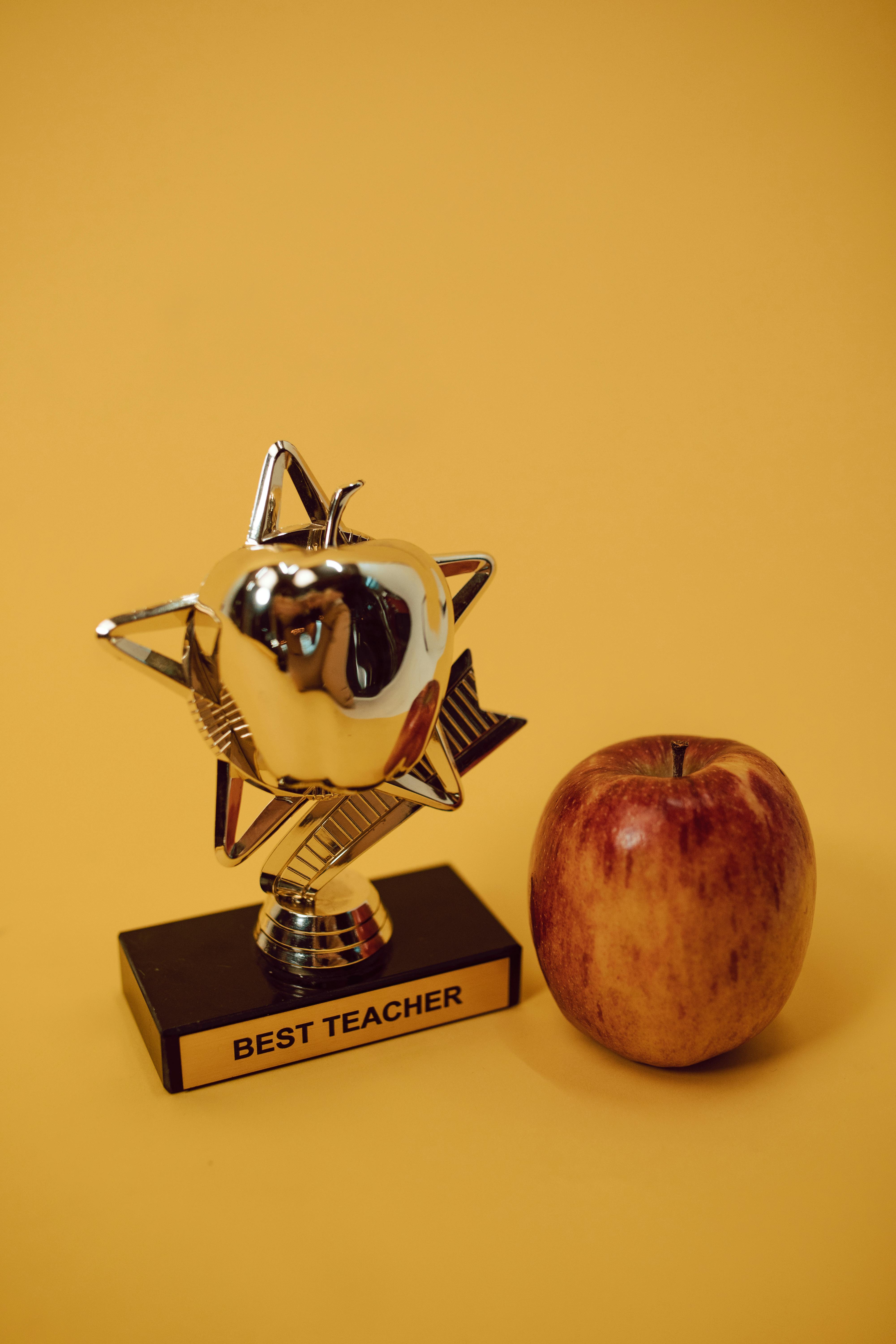 No more mugs! Gift guide for Teachers and Coaches